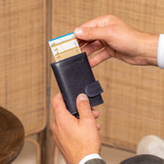Mannheim Full-Grain Leather Card Holder Naisille – alternate product view 2