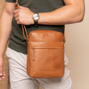 Anzora Full-Grain Leather Crossbody Bag Miehille – alternate product view 2