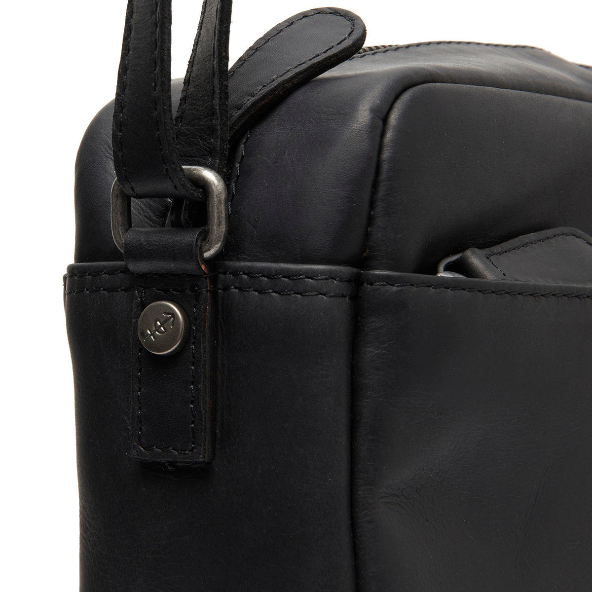 
Classic 100% Full-Grain leather Bag - Takanäkymä vahvistetuilla nahkahihnoilla