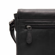 Lunor Full-Grain Leather Crossbody Bag Naisille - Structured Side Profile Showing Gusset Depth &amp; Expansion Capacity