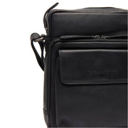 
Montira Nahkainen crossbody-laukku - Rakenteellinen sivuprofiili ja tilavuus