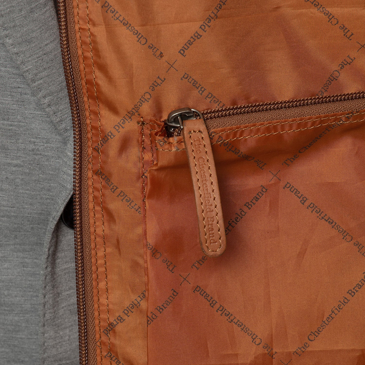 Cognac Leather Garment Bag Josh Naisille, detail view 6
