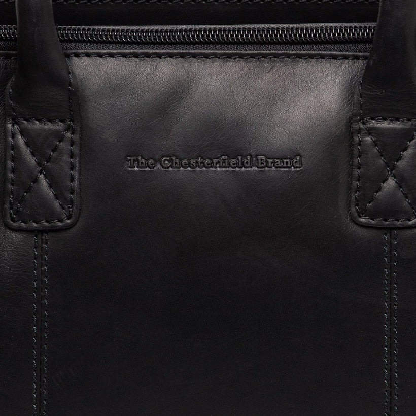 Ezra Full-Grain Leather Handbag Naisille