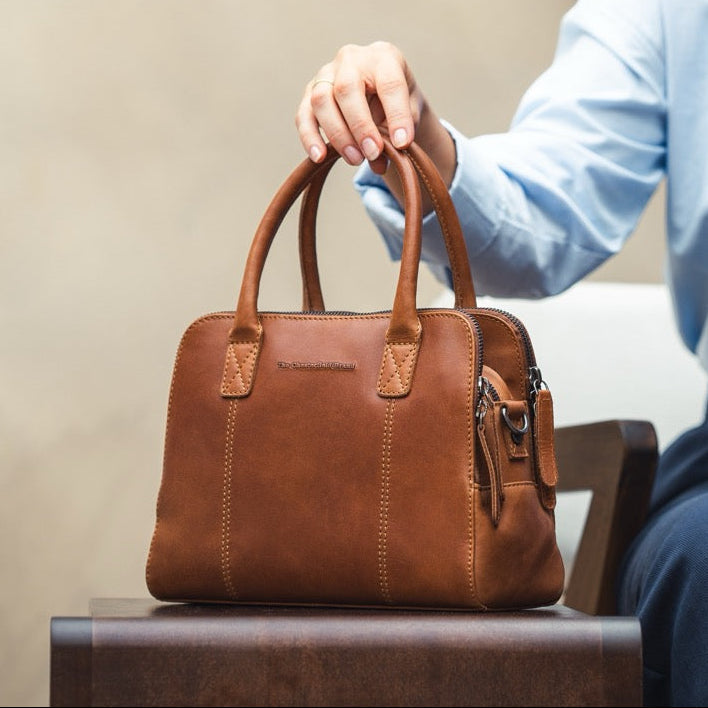 Styled Fit Perspective of Ezra Full-Grain Leather Handbag Naisille on Model - Natural Daylight Drape