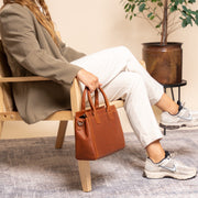 Garda Full-Grain Leather Handbag Naisille – alternate product view 3
