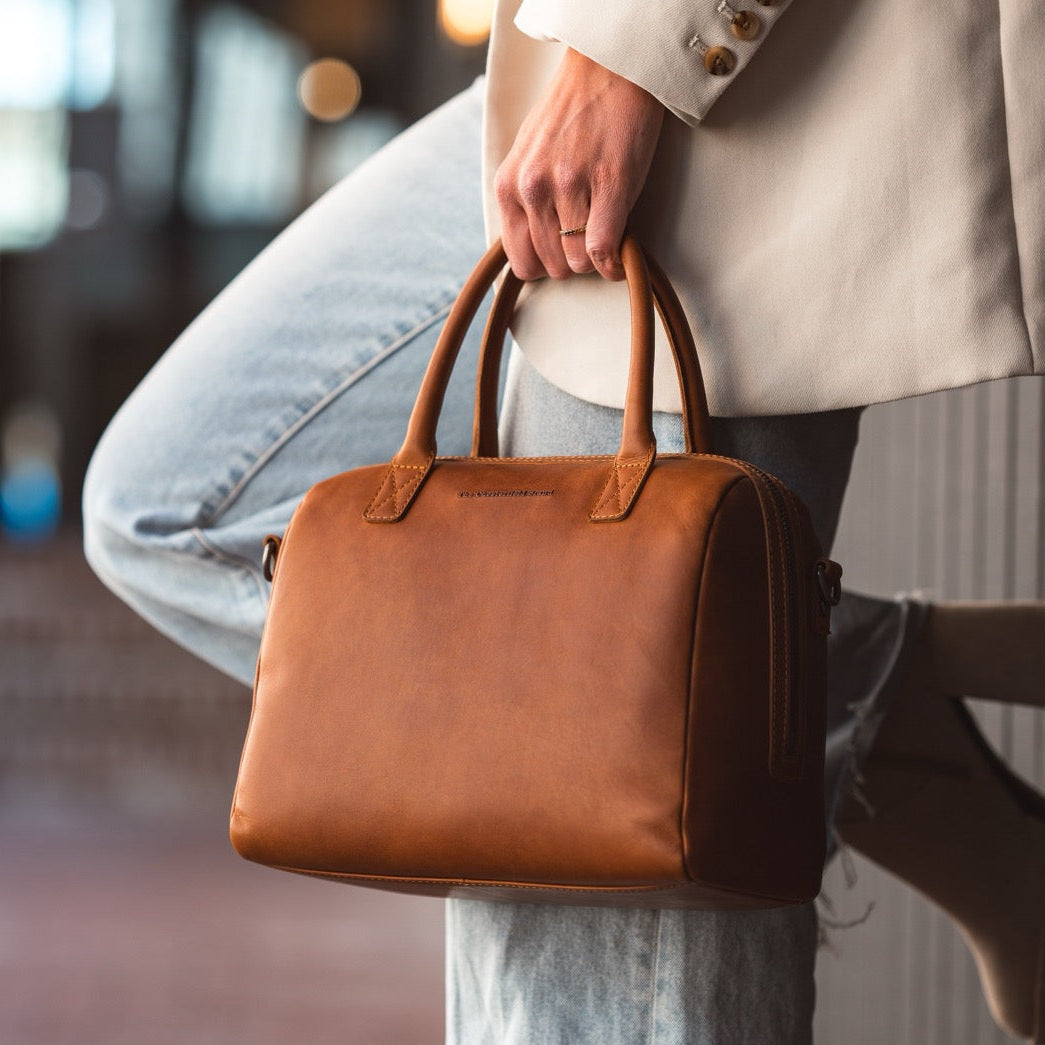 Langton Full-Grain Leather Handbag Naisille – alternate product view 2