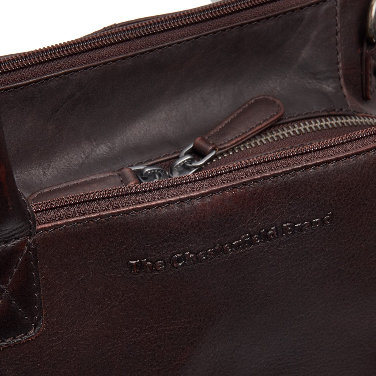 Styled Fit Perspective of Solvin Full-Grain Leather Handbag Naisille on Model - Natural Daylight Drape
