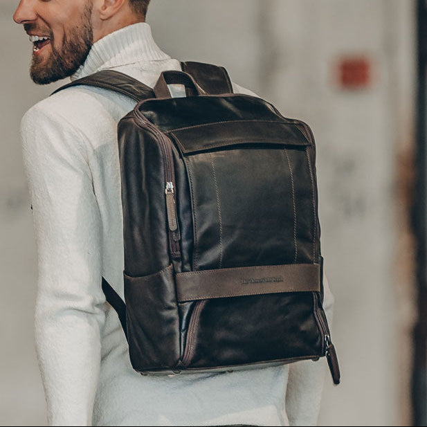 Rich Full-Grain Leather Laptop Backpack Miehille – alternate product view 2