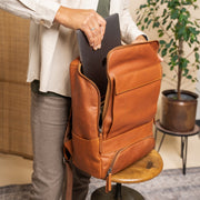 Rich Full-Grain Leather Laptop Backpack Miehille – alternate product view 3
