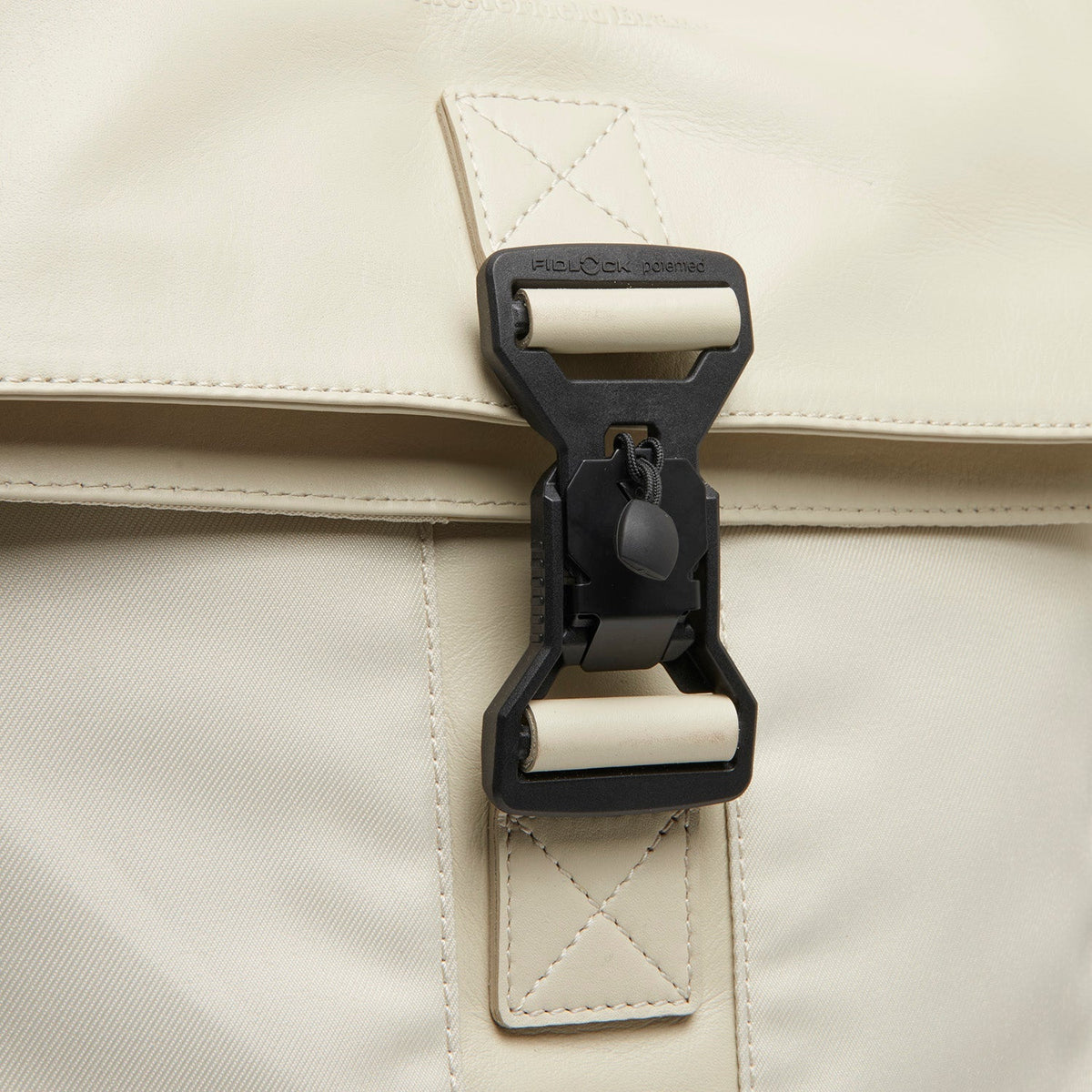 Trondheim Full-Grain Leather Laptop Backpack Naisille – alternate product view 3