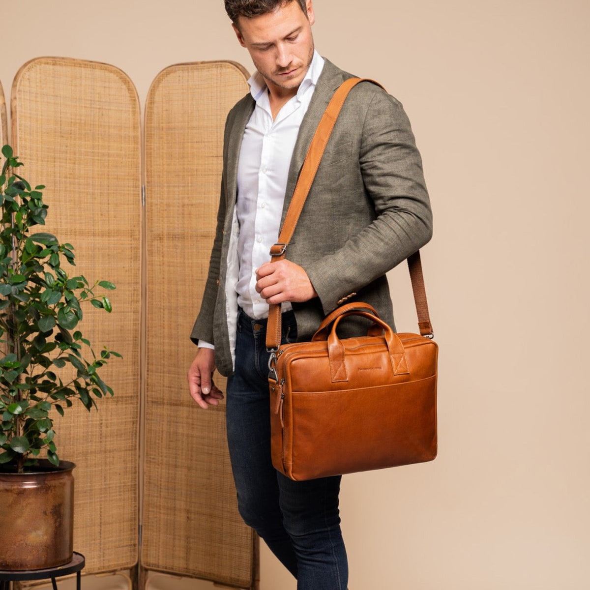 
Frazer Nahkainen tietokonelaukku – alternate product view 3