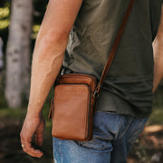 Hamilton Full-Grain Leather Phone Bag Naisille – alternate product view 3