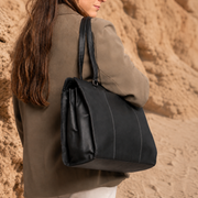 
Classic 100% Full-Grain leather Bag - Takanäkymä vahvistetuilla nahkahihnoilla