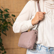 Irving Full-Grain Leather Shoulder Bag Naisille – alternate product view 3