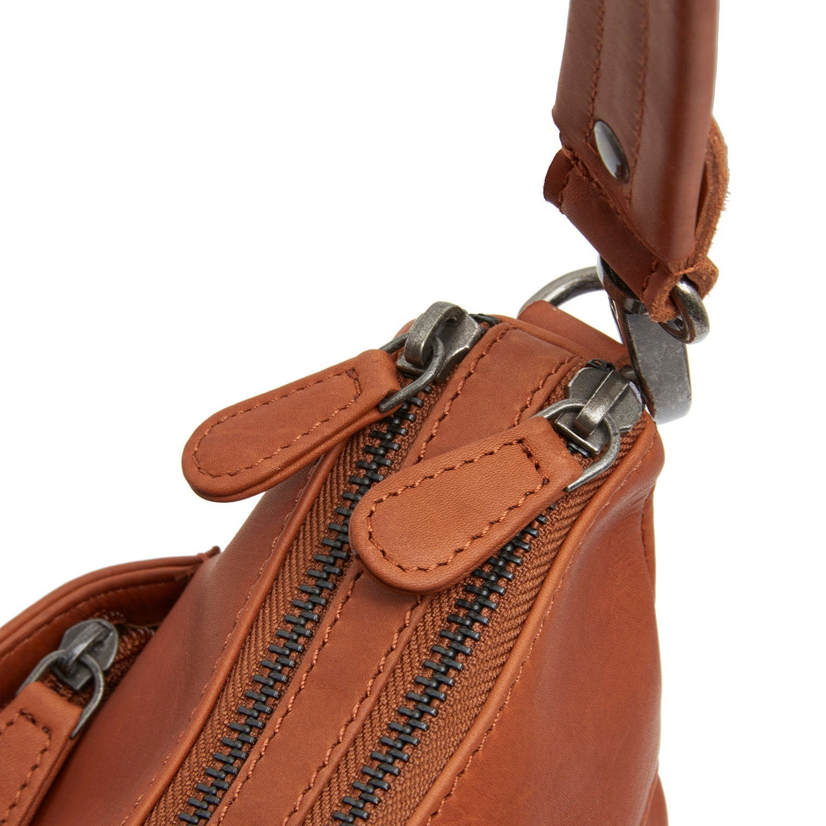 Tivra Full-Grain Leather Shoulder Bag Naisille – alternate product view 3