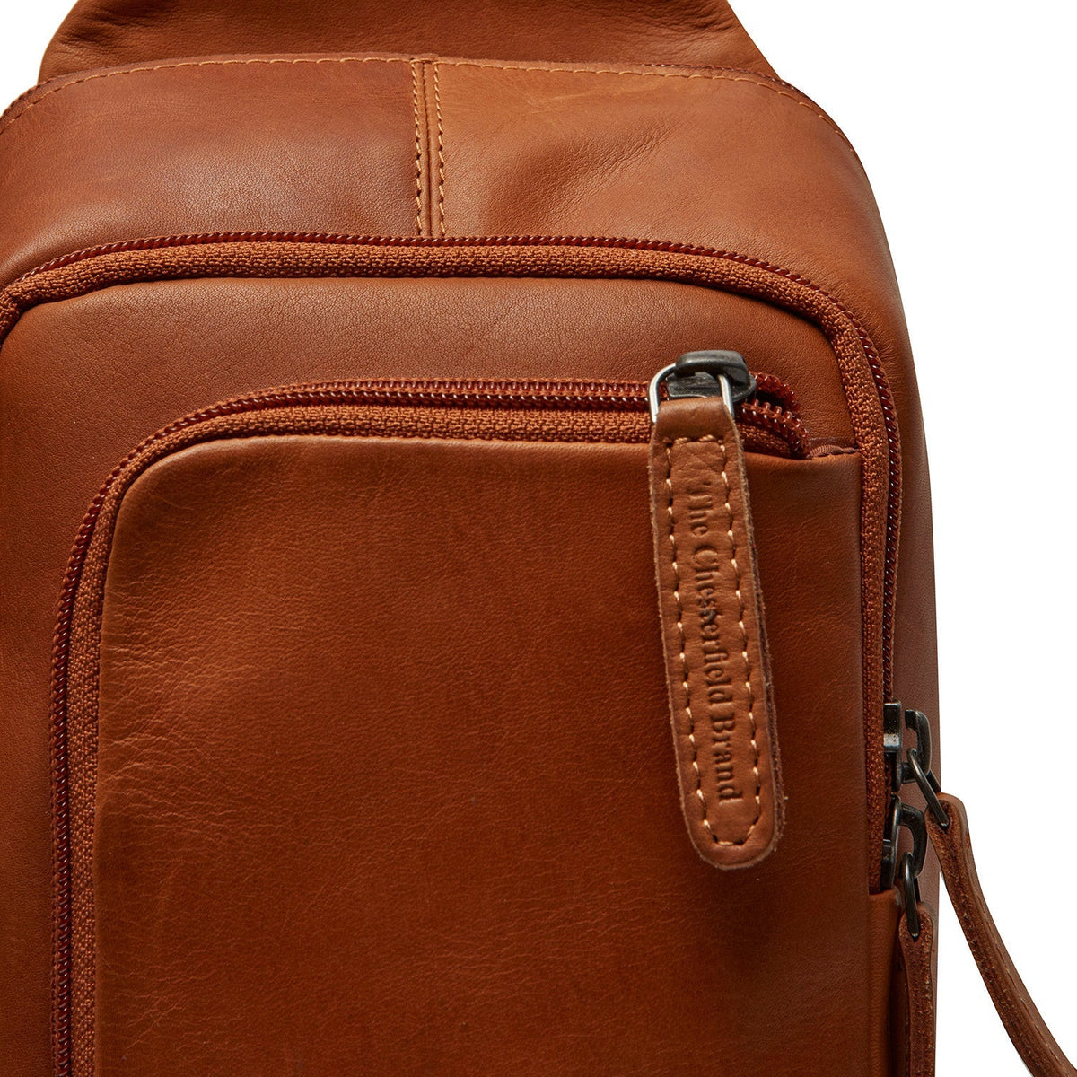 Cognac Leather Sling Bag Riga Naisille, detail view 3