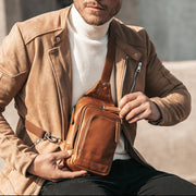 Leather Sling Bag Riga Naisille – alternate product view 2