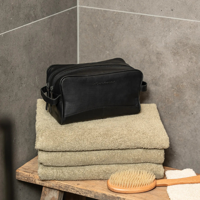 Stacey Full-Grain Leather Toiletry Bag Naisille