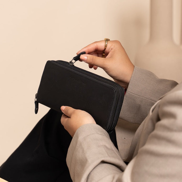 Hadley Full-Grain Leather Wallet Naisille