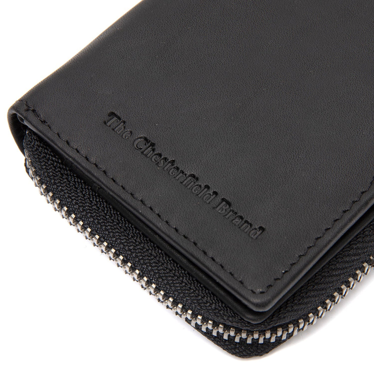 
Sisäpuolen näkymä Showing Dedicated Padded Laptop Sleeve & Multi-Compartment Organization