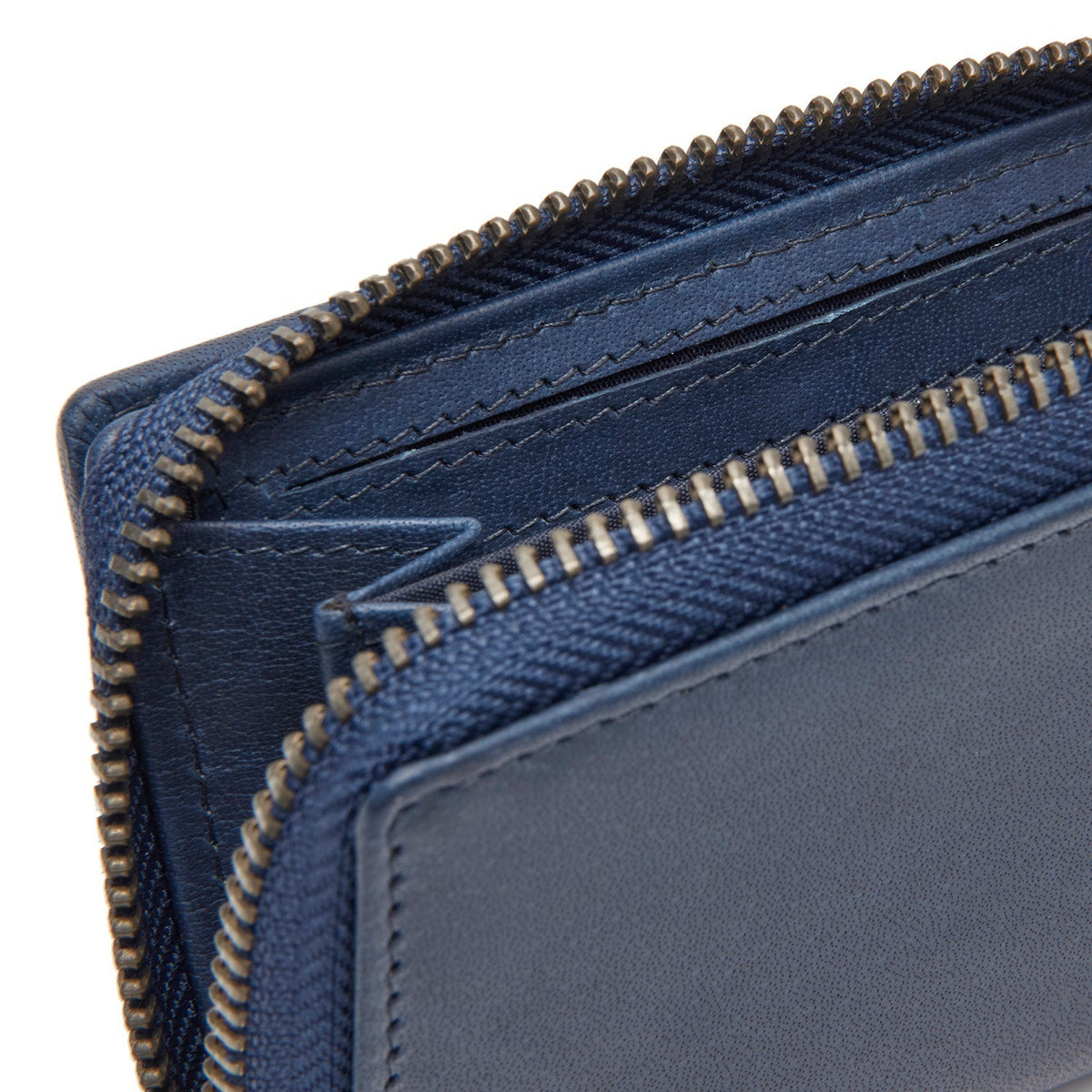 Sionel Full-Grain Leather Wallet Naisille – alternate product view 2