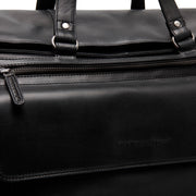 
Sisäpuolen näkymä Showing Dedicated Padded Laptop Sleeve & Multi-Compartment Organization