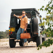 Perth Full-Grain Leather Weekender Bag Naisille – alternate product view 3