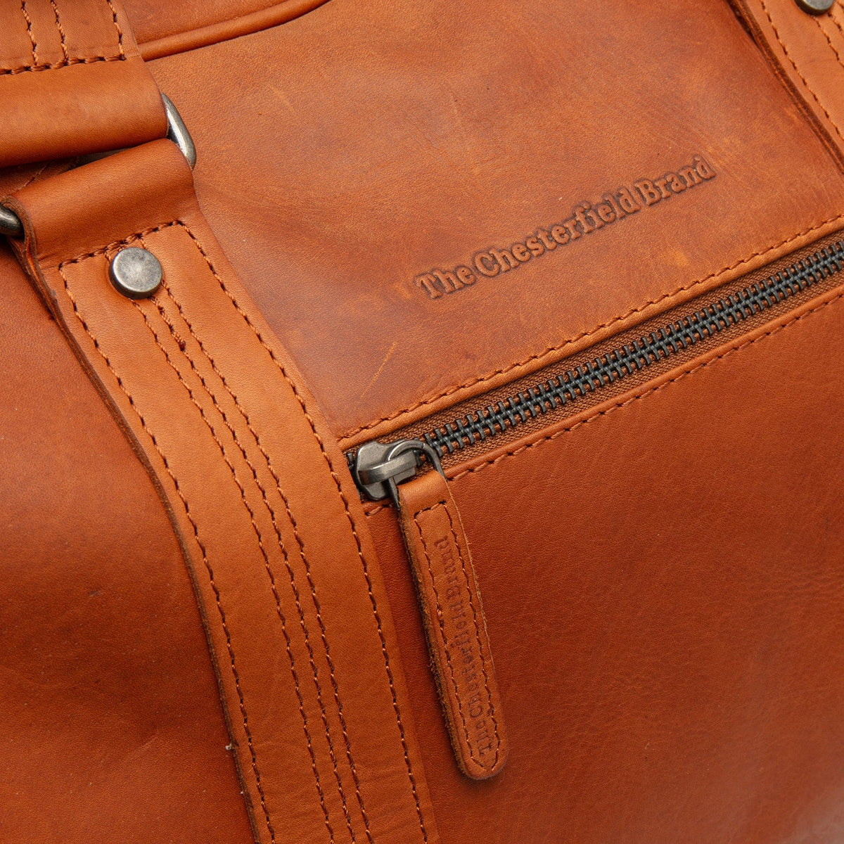 Volenza Full-Grain Leather Weekender Bag Naisille – alternate product view 3