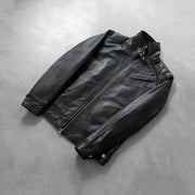 Button &amp; Hem Craftsmanship Construction Detail on Men's Legacy Musta Nahkainen Biker-takki Miehille