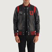 
Liberte USA Black Leather Varsity Jacket in Black Sheepskin Leather - Edestä ja räätälöity siluetti | Osta verkosta