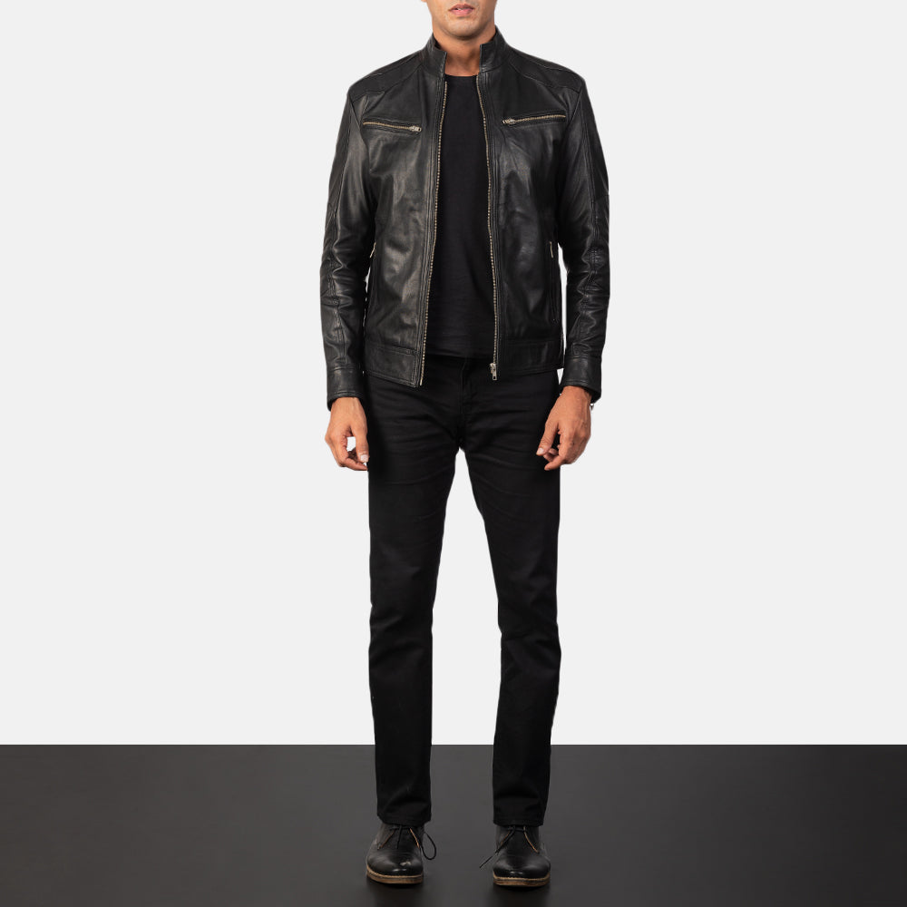 Men's Mack Musta Nahkainen Biker-takki Miehille - Lateral Side Profile View Showing Sleeve Cut &amp; Athletic Taper Fit