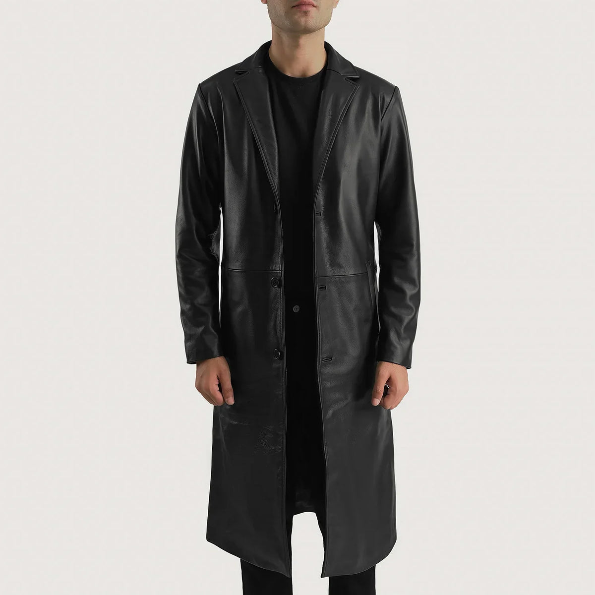 
Mateo Black Leather Single Breasted Coat in Black Cowhide Leather - Edestä ja räätälöity siluetti | Osta verkosta