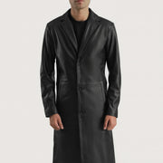 
Yksityiskohtainen lähikuva of Notch & Button Hardware on Mateo Black Leather Single Breasted Coat