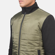 
Sisäpuolen näkymä Showing Viscose lining & Kaksi käytännöllistä sisätaskua