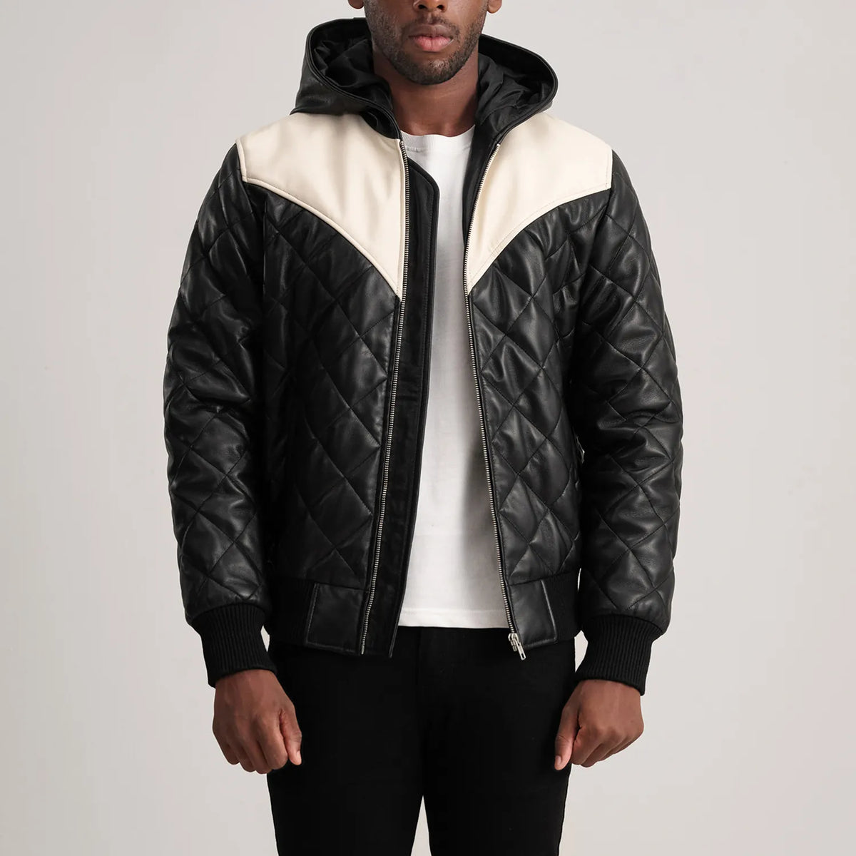 
Norman Tan Hooded Bomber Leather Puffer Jacket in Tan Brown Sheepskin Leather - Edestä ja räätälöity siluetti | Osta verkosta