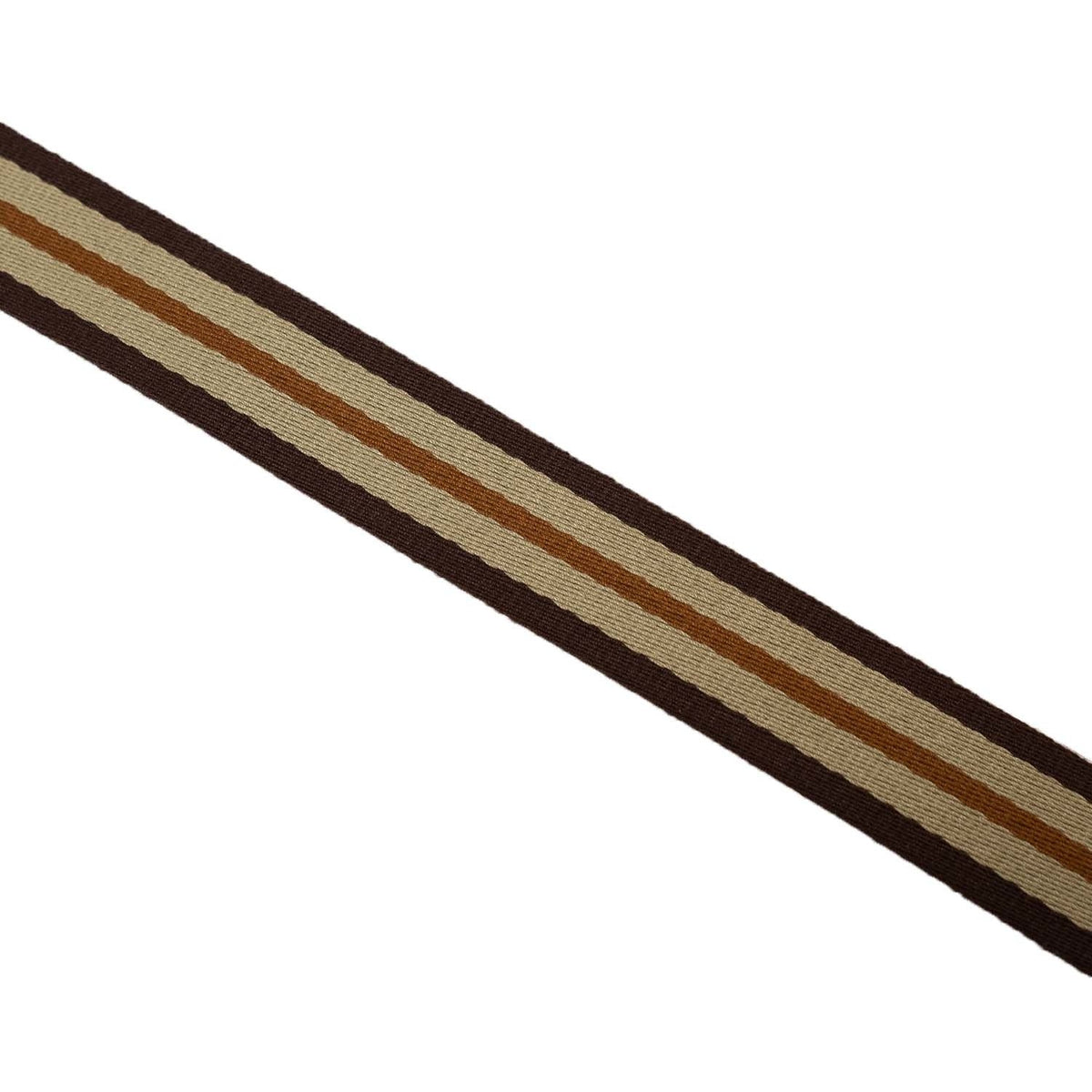 Beige Shoulder Strap Naisille - Lateral Side Profile View Showing Sleeve Cut &amp; Athletic Taper Fit