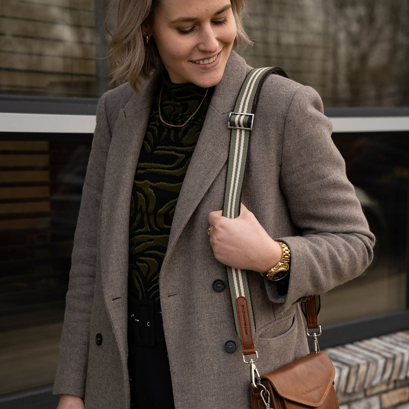 Green Shoulder Strap Naisille
