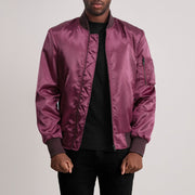 Quinton MA-1 Maroon Nahkainen Pommitakki Miehille - Lateral Side Profile View Showing Sleeve Cut &amp; Athletic Taper Fit