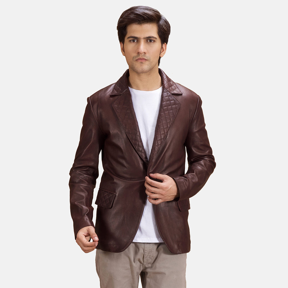 Radaron Quilted Maroon Nahkainen Bleiseri Miehille in Maroon Sheepskin Leather - Front Profile View &amp; Tailored Silhouette | Buy Online