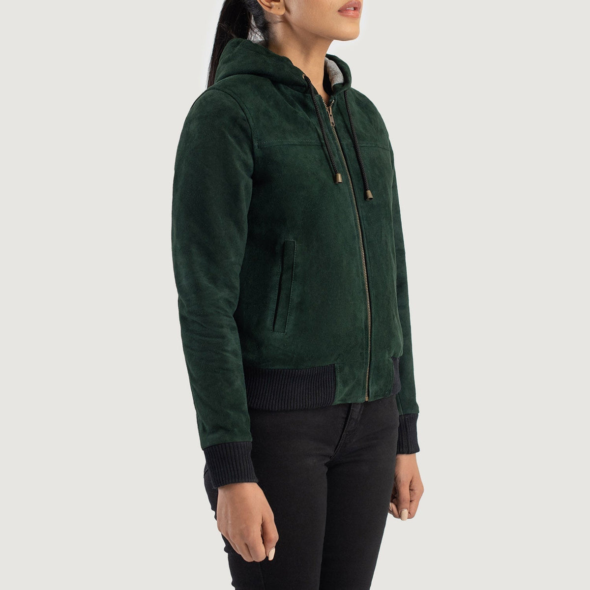 
Green Goatskin Suede Bomber Jacket - Takaa istuvilla olkapäillä ja siistillä helmalla