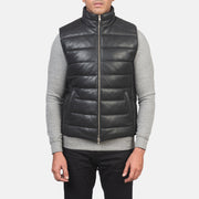 Close-Up Detail of Classic Collar &amp; Zipper with Dual Puller Hardware on Men's Reeves Musta Leather Puffer Vest Miehille