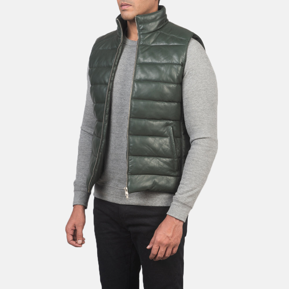 
Green Sheepskin leather Vest - Takaa istuvilla olkapäillä ja siistillä helmalla