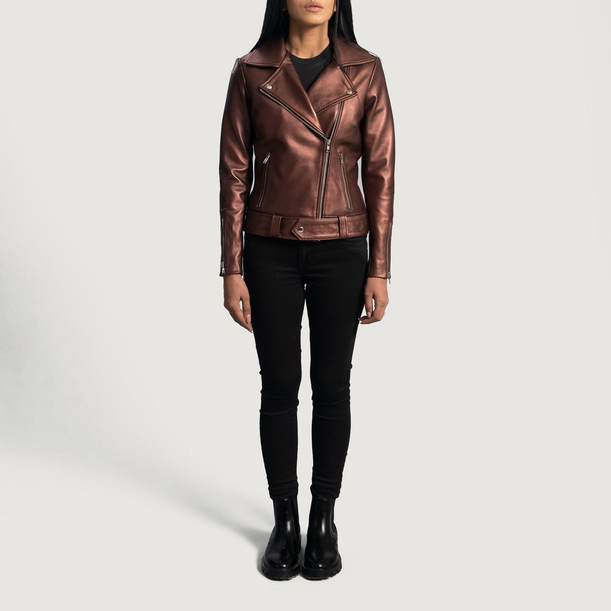 
Yksityiskohtainen lähikuva of Notch & Zipper Hardware on Rumy Maroon Leather Biker Jacket