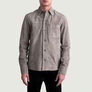 
Scout Grey Suede Leather Shirt Miehille Miehille - Sivuprofiili ergonomisella hihanleikkauksella