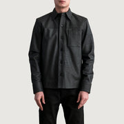 
Scout Tumbled Musta Leather Shirt Miehille - Sivuprofiili ergonomisella hihanleikkauksella