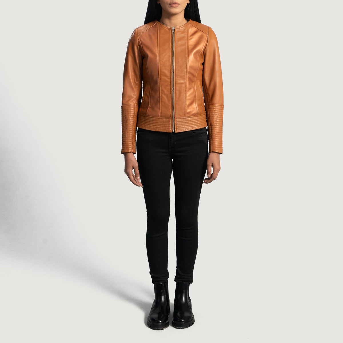 Women's Sleeky Clean Vaaleanruskea Nahkainen Biker-takki Naisille - Lateral Side Profile View Showing Sleeve Cut &amp; Athletic Taper Fit