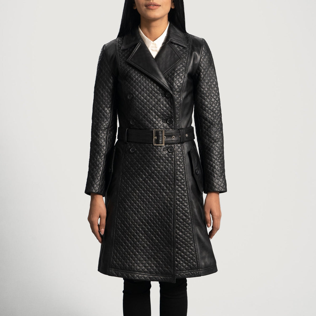 
Sweet Susan Musta Nahkainen Trenssitakki Naisille in Black Sheepskin Leather - Edestä ja räätälöity siluetti | Osta verkosta