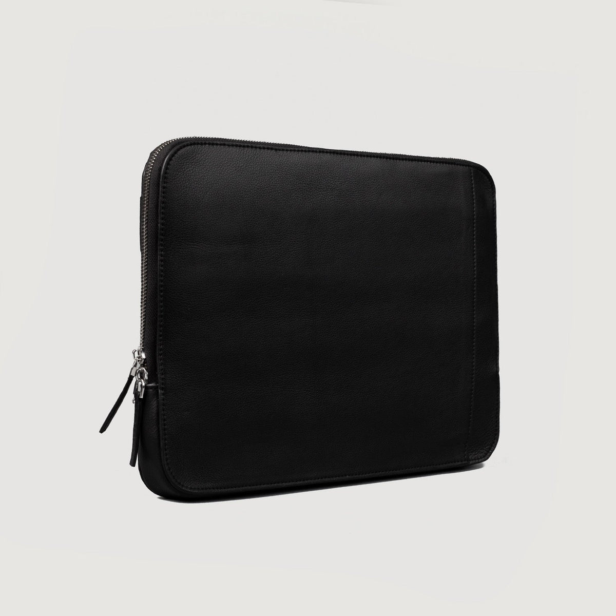 
The Baxter Leather Laptop Sleeve Naisille Naisille – alternate product view 7