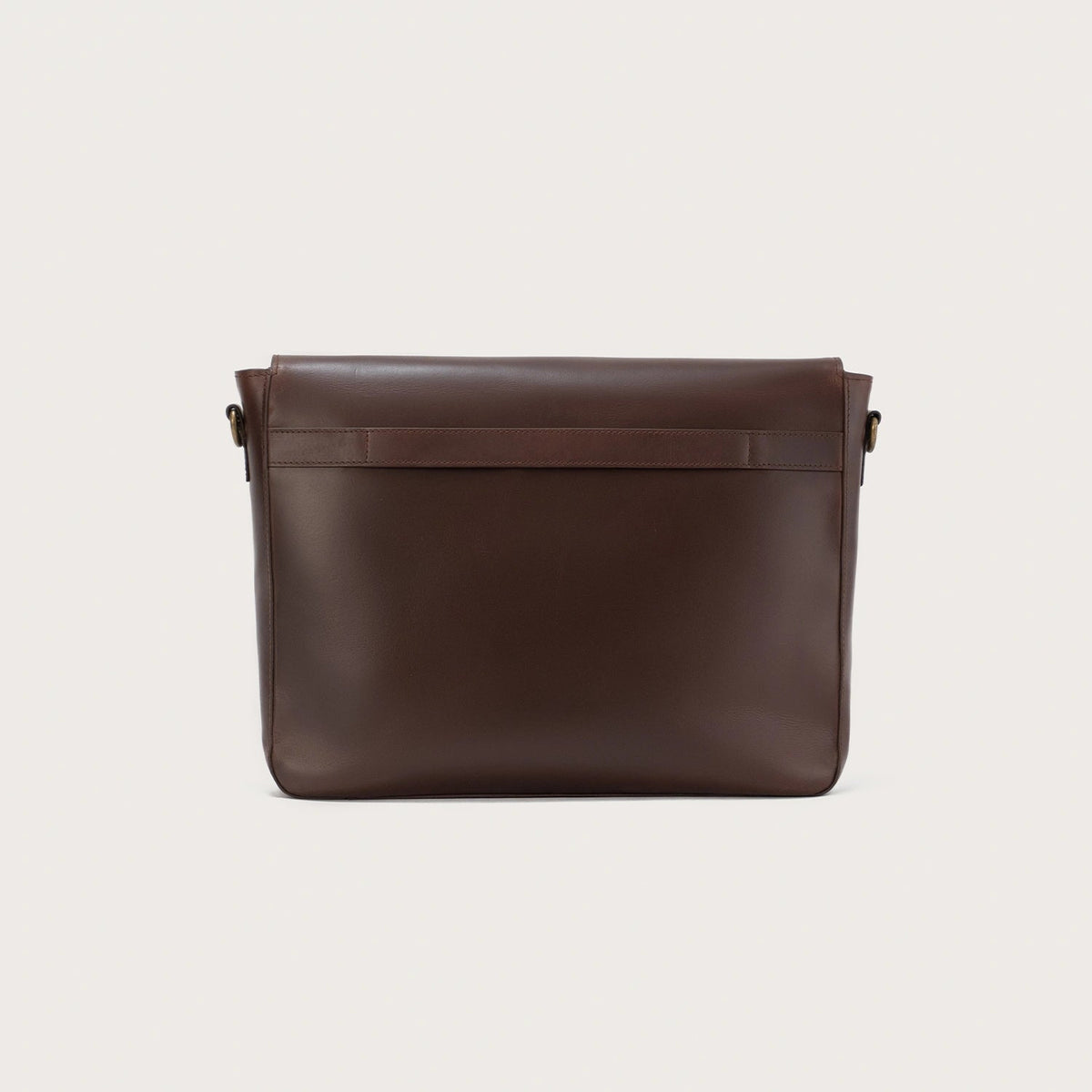 
The Carismatico Vintage Brown Leather Messenger Bag For Men & Women - Rakenteellinen sivuprofiili ja tilavuus