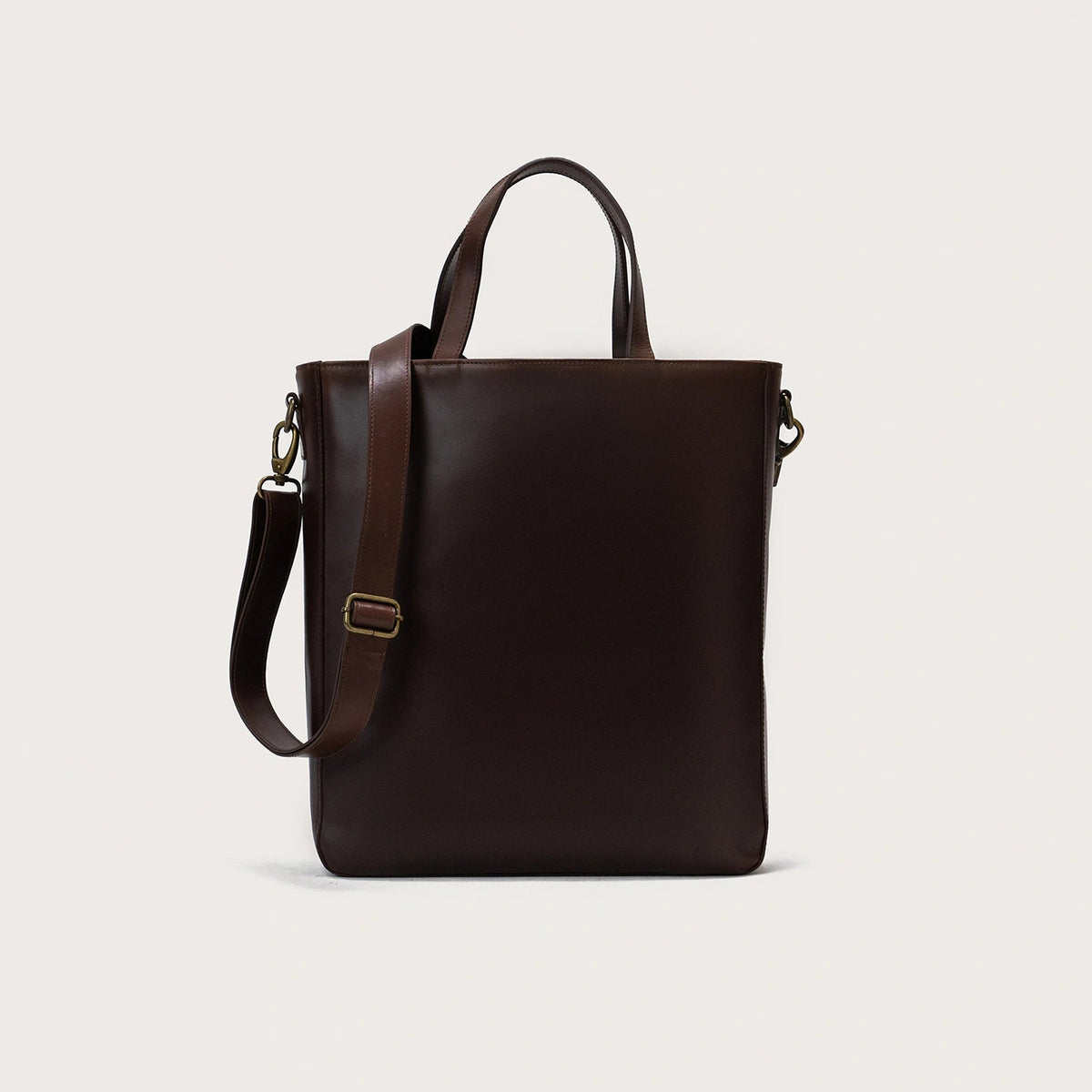 
The Poet Vintage Brown Leather Tote Bag For Men & Women in Vintage Brown Full-Grain Leather - Full Exterior Edestä ja räätälöity siluetti | Osta verkosta